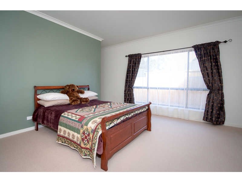 17A WORCESTER ROAD, Gisborne VIC 3437