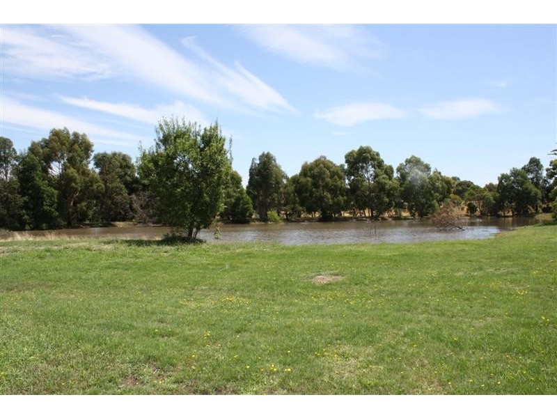 277 COUANGAULT ROAD, Gisborne VIC 3437