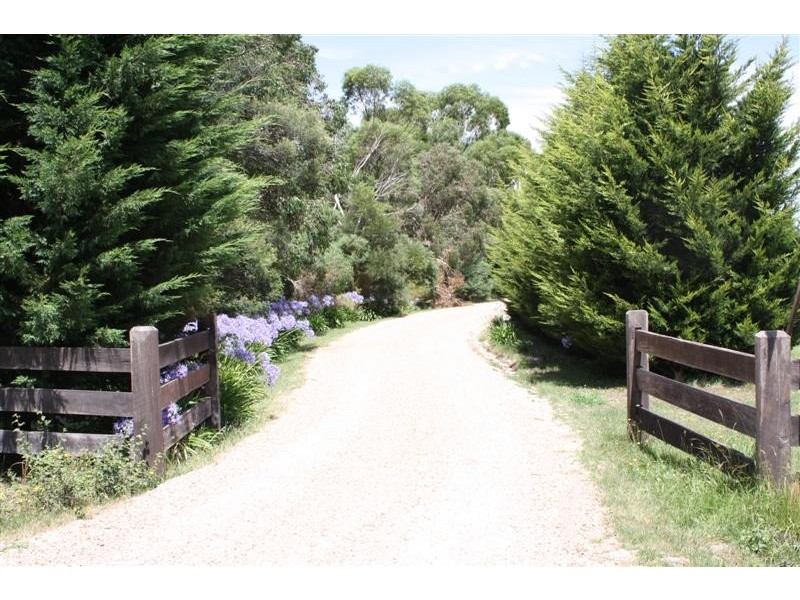 277 COUANGAULT ROAD, Gisborne VIC 3437