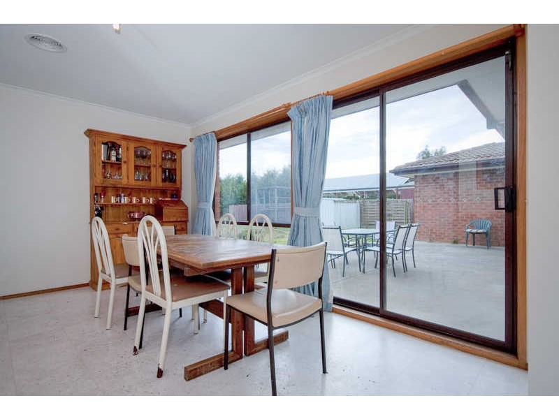 45 Coleraine Drive, Romsey VIC 3434