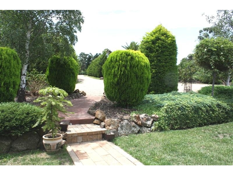 277 COUANGAULT ROAD*, Gisborne South VIC 3437