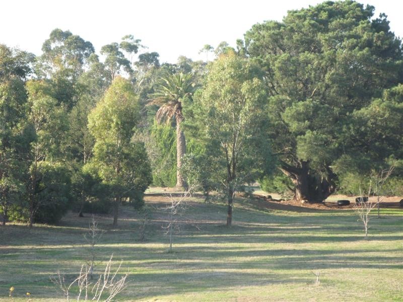 277 COUANGAULT ROAD*, Gisborne South VIC 3437