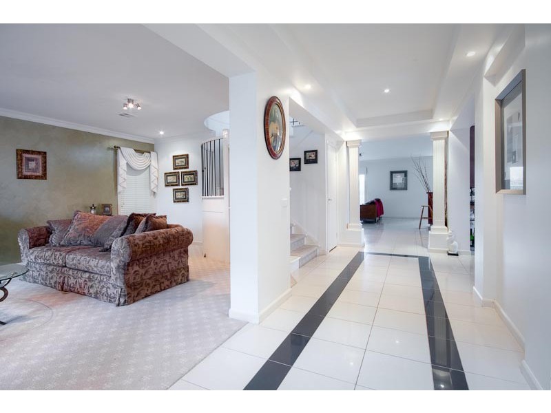 25 Chessy Park Drive, Gisborne VIC 3437