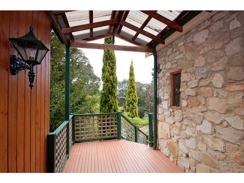 55 OUTAWOOD RISE, Gisborne VIC 3437
