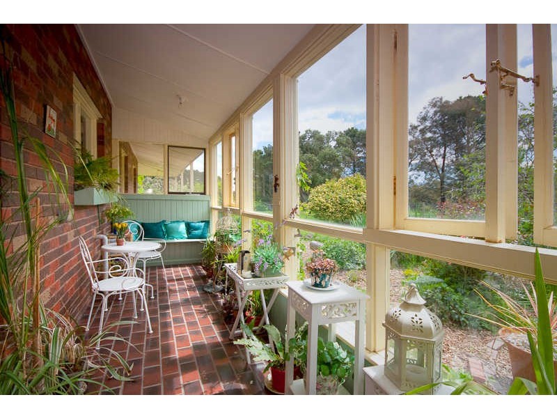 110 Tweddle Rd*, Gisborne South VIC 3437