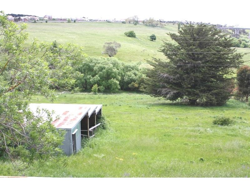 23 Melbourne Rd, Gisborne VIC 3437