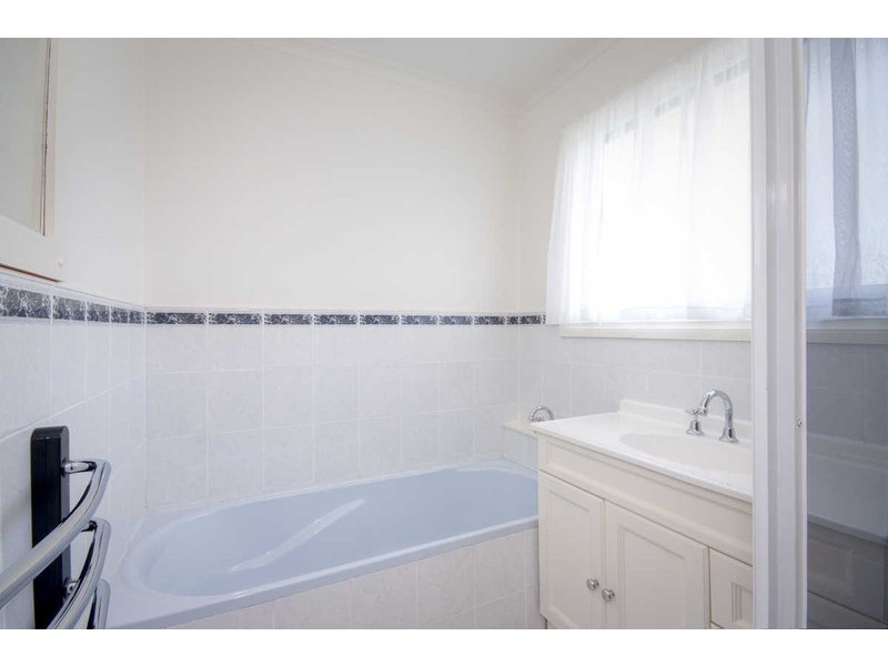 200 STATION RD, Gisborne VIC 3437
