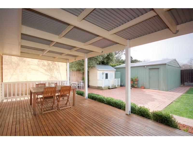 200 STATION RD, Gisborne VIC 3437