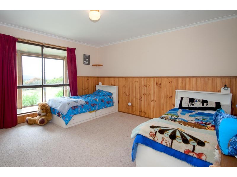 134 McGeorge Rd*, Gisborne VIC 3437