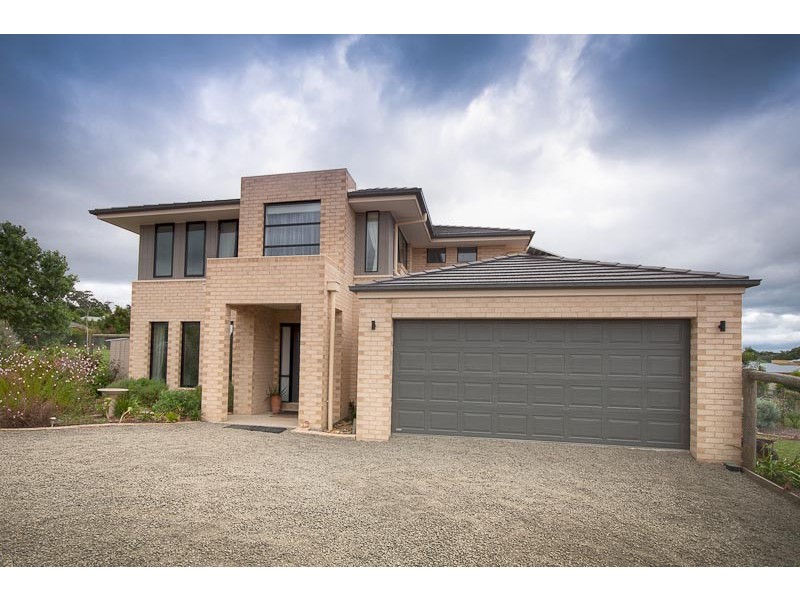 20 Alcheringa Court, Gisborne VIC 3437