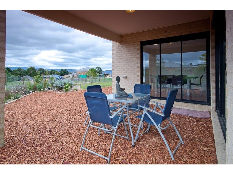 20 Alcheringa Court, Gisborne VIC 3437