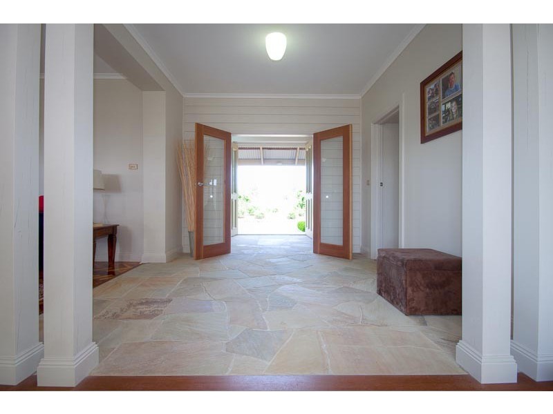 34 Tickawarra Rd*, Romsey VIC 3434