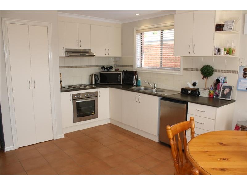 Unit 4/29  Murphy St, Romsey VIC 3434