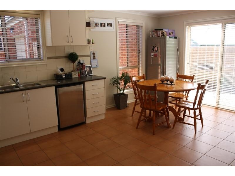 Unit 4/29  Murphy St, Romsey VIC 3434