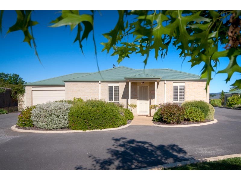 Unit 6/176 Station Rd, New Gisborne VIC 3438