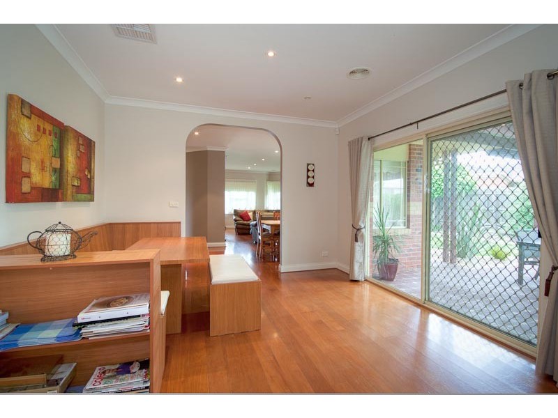 6 Comic Crt, Gisborne VIC 3437