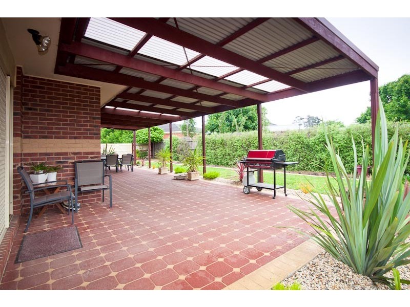 6 Comic Crt*, New Gisborne VIC 3438