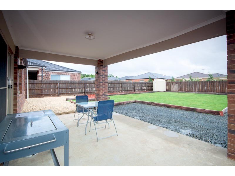 6 Mt.Vista Close, Gisborne VIC 3437