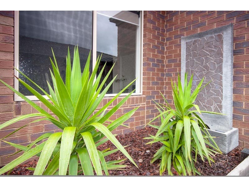 6 Mt.Vista Close, Gisborne VIC 3437