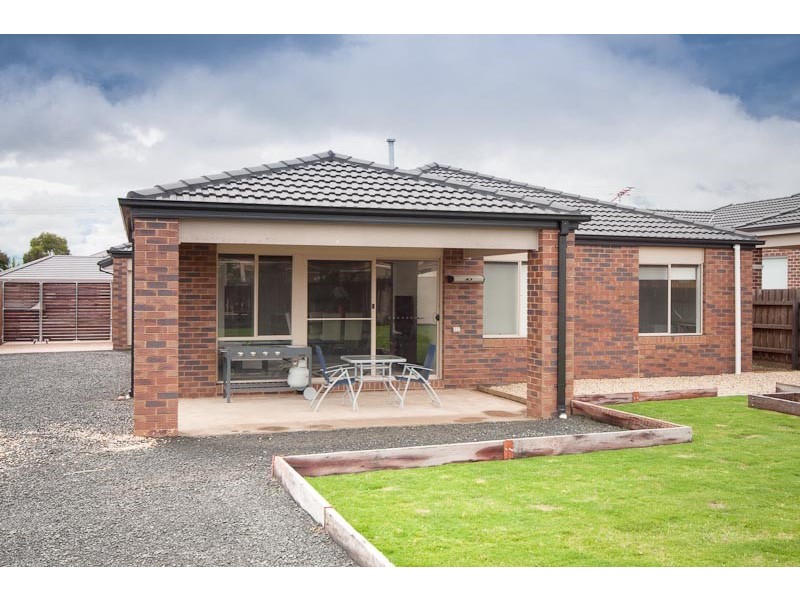 6 Mt.Vista Close, Gisborne VIC 3437