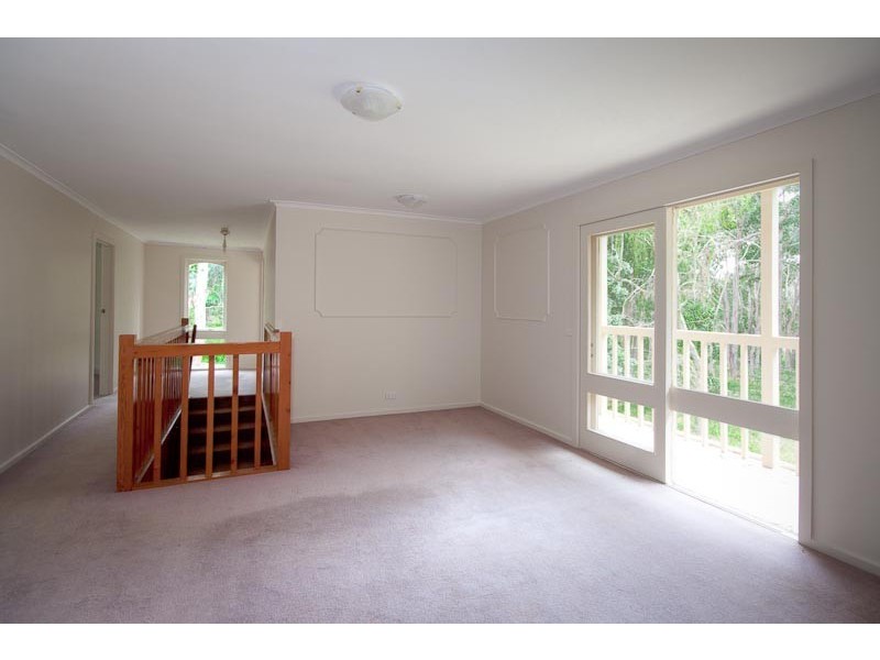 126 Crombie Rd, Macedon VIC 3440