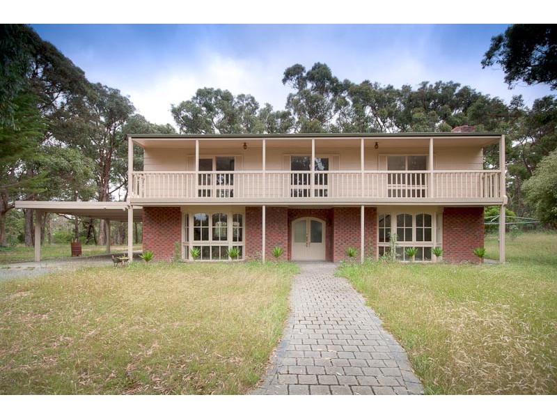 126 Crombie Rd, Macedon VIC 3440