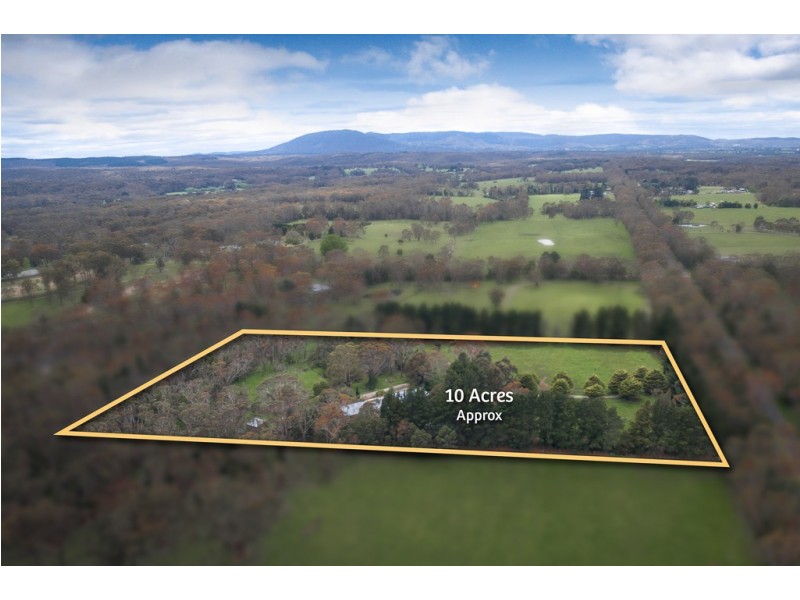 820 Bacchus Marsh Road, Bullengarook VIC 3437