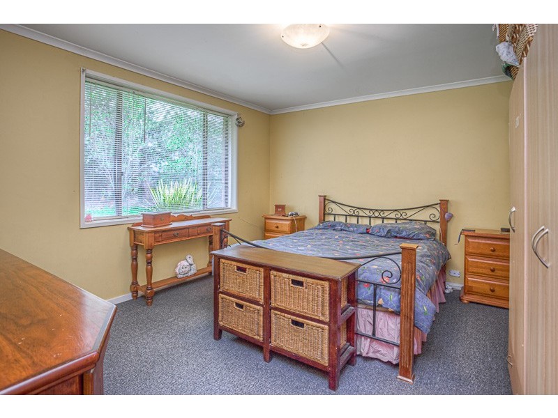 820 Bacchus Marsh Road, Bullengarook VIC 3437