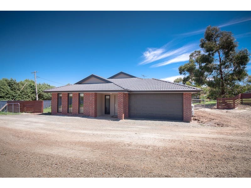 22-24 Morrow Rd, Gisborne VIC 3437