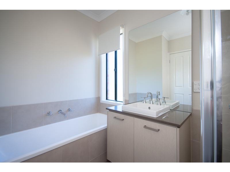 22-24 Morrow Rd, Gisborne VIC 3437
