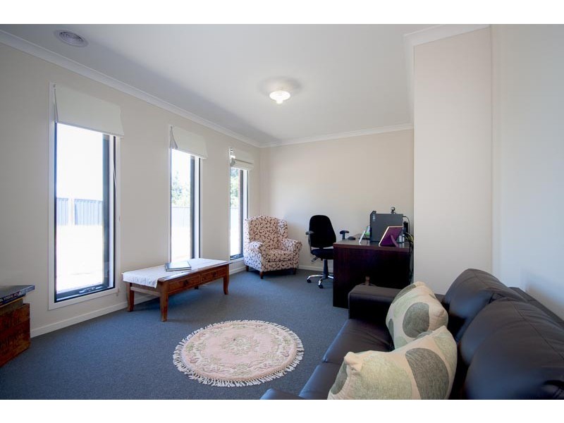22-24 Morrow Rd, Gisborne VIC 3437