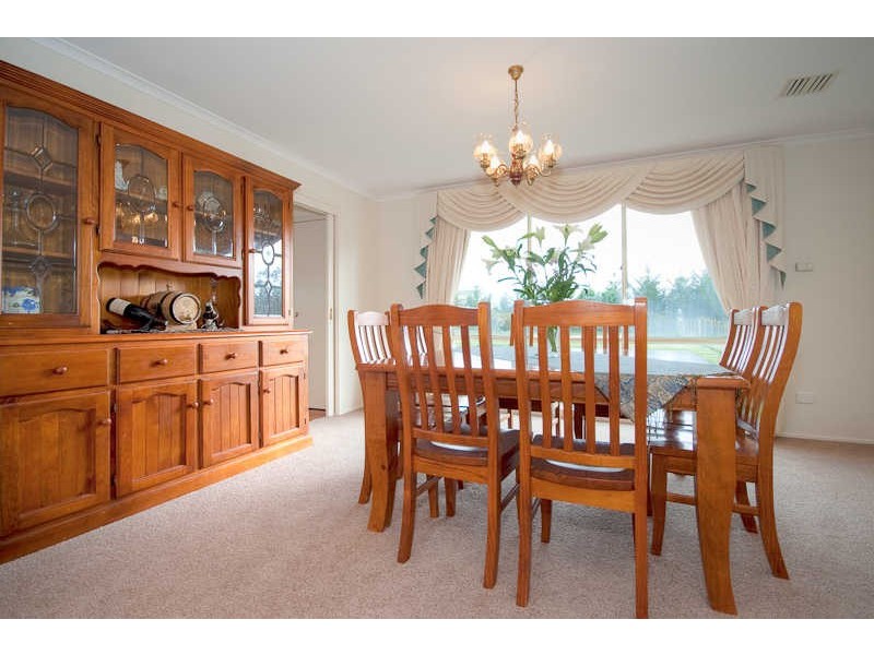 12 Monaghan Rd, Gisborne VIC 3437