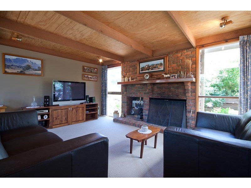 155 Gap Rd, Riddells Creek VIC 3431