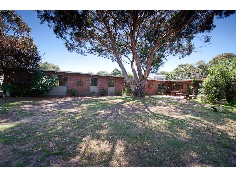 155 Gap Rd, Riddells Creek VIC 3431