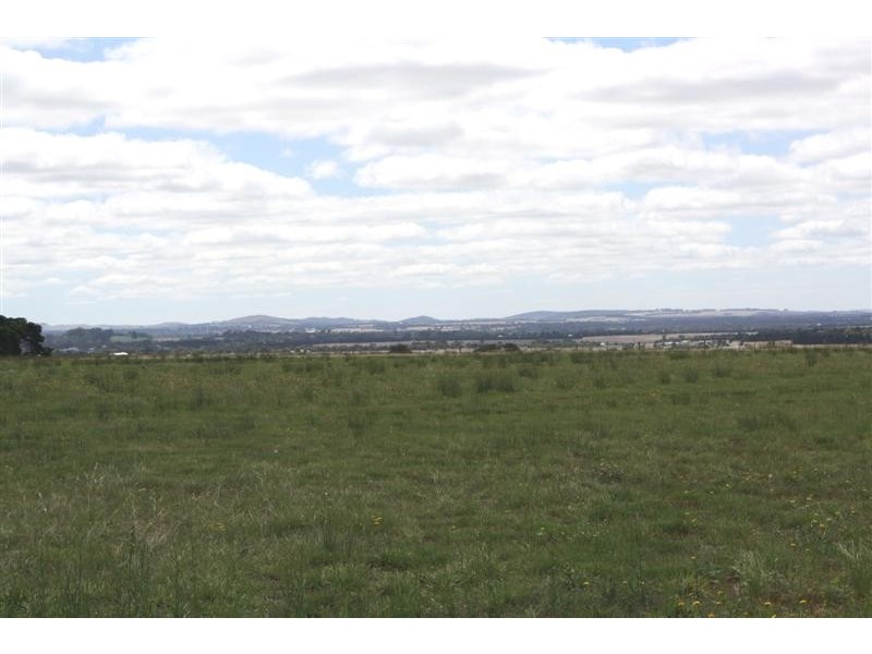 95 Murray Rd, Gisborne VIC 3437