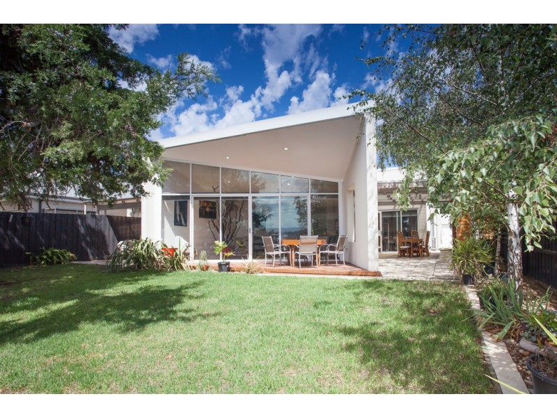 4 Howey Street, Gisborne VIC 3437
