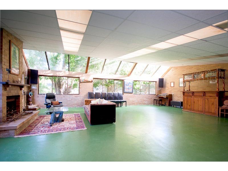 59 Welsh Rd*, Gisborne VIC 3437