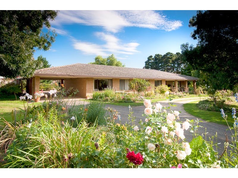 59 Welsh Rd, Gisborne South VIC 3437