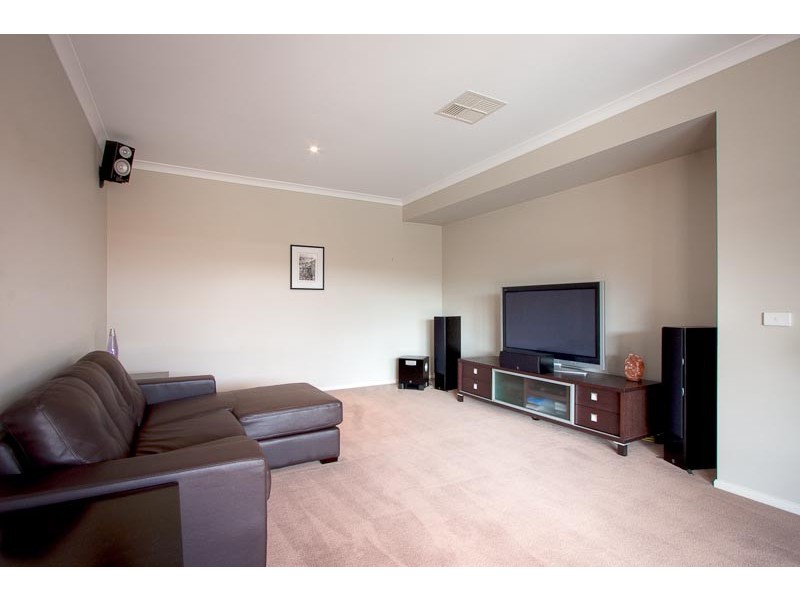 4 Pearce Court, Gisborne VIC 3437