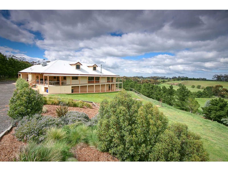 74 MT AITKEN ROAD, Sunbury VIC 3429