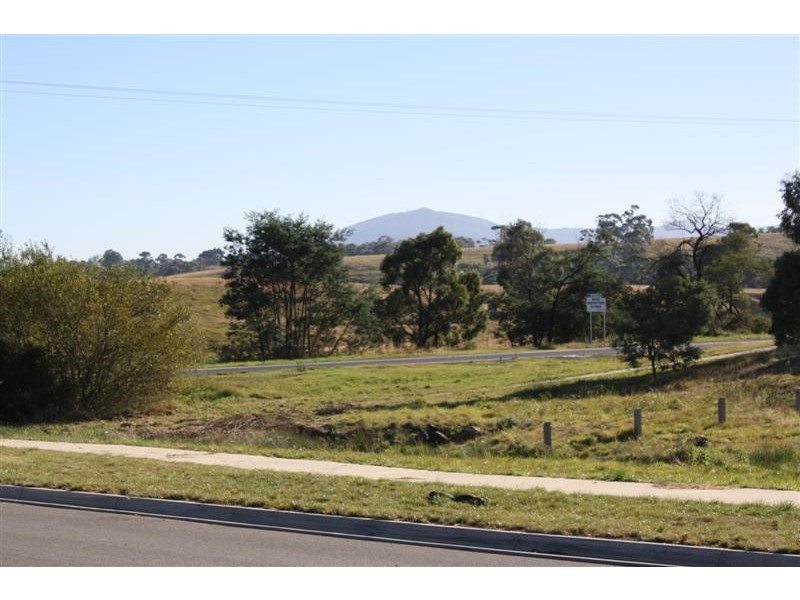 CNR MULGUTHERIE WAY and NELSON COURT, Gisborne VIC 3437