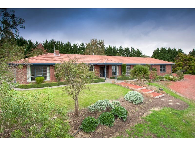 279 Melton Road, Gisborne VIC 3437