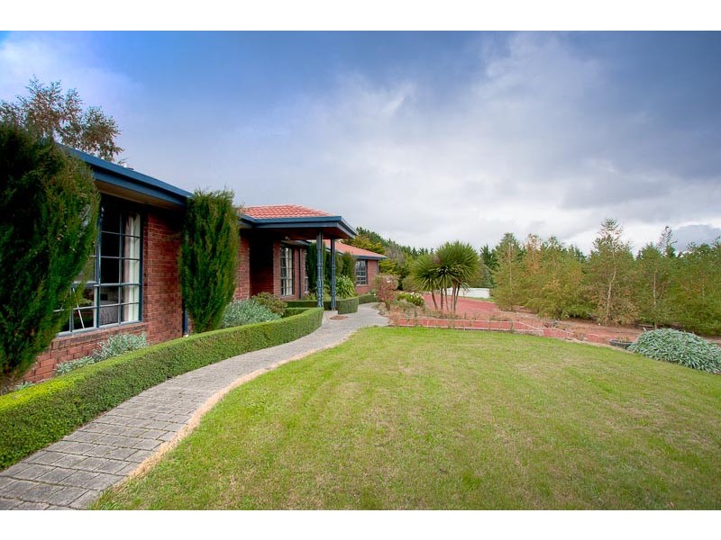 279 Melton Road, Gisborne VIC 3437
