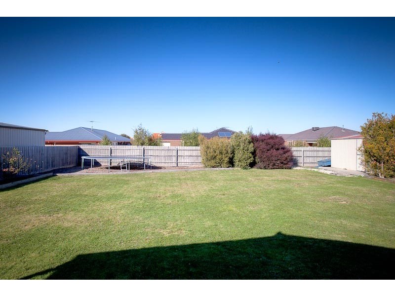 11 Penelope Court, Gisborne VIC 3437