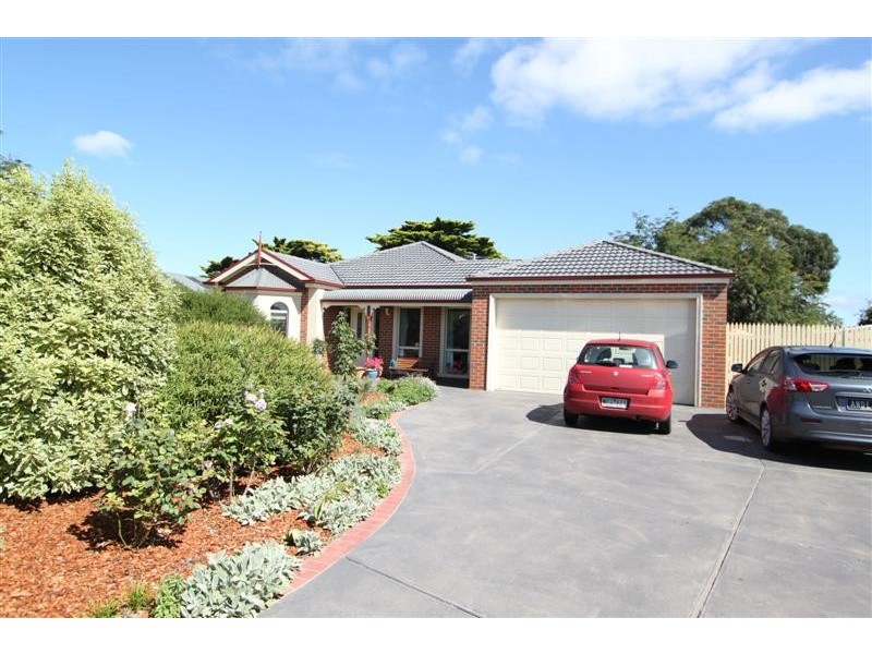 13 Doriemus Crt*, New Gisborne VIC 3438