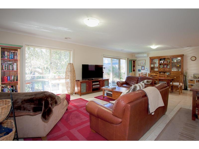 Unit 3/71  Aitken St, Gisborne VIC 3437