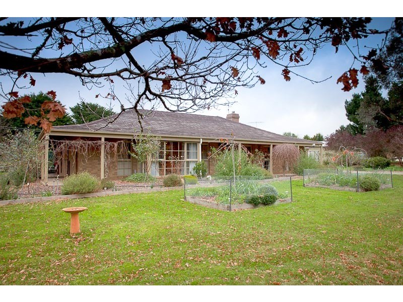 829 Bacchus Marsh Rd*, Bullengarook VIC 3437
