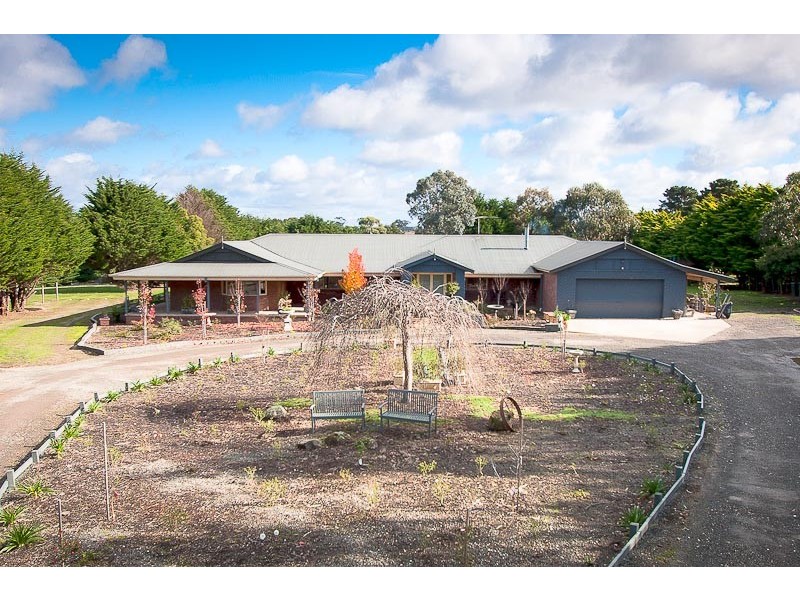 62 Tweddle Road, Gisborne South VIC 3437