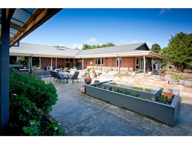 62 Tweddle Road, Gisborne South VIC 3437