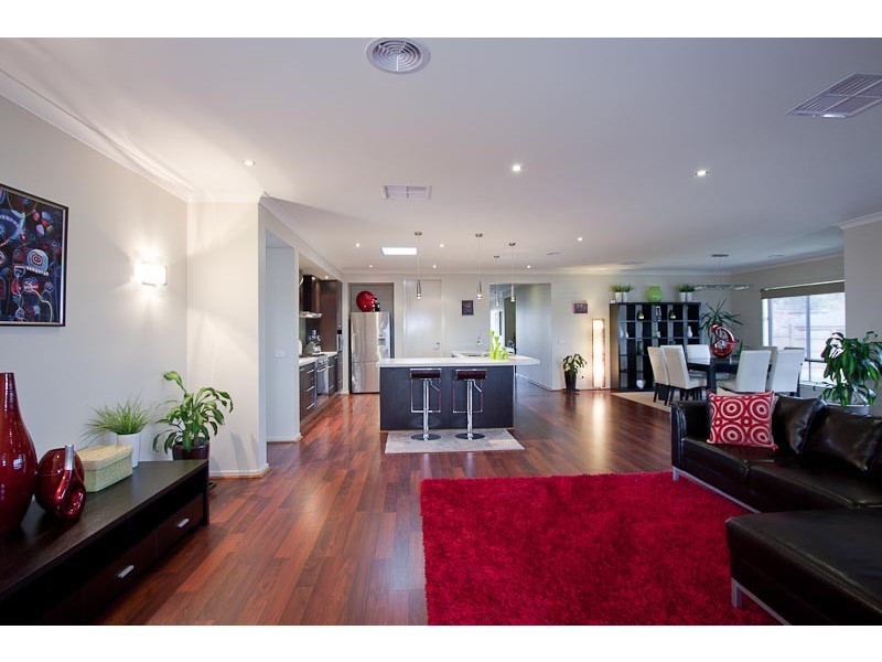 49 Parkview St, Gisborne VIC 3437
